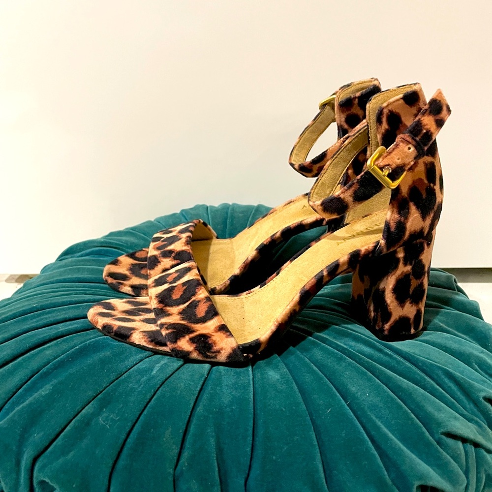 Leopard Print Faux Suede Heel Sandals 🐆🐆🐆